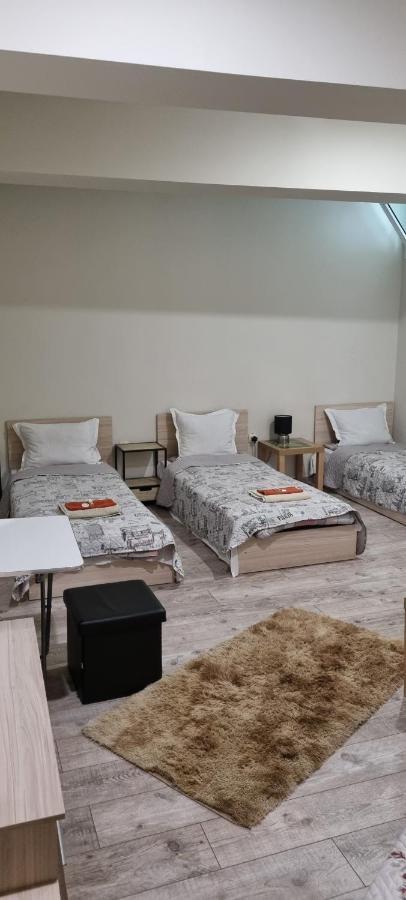 Guest Rooms Super Center Plovdiv Perfect Location ภายนอก รูปภาพ