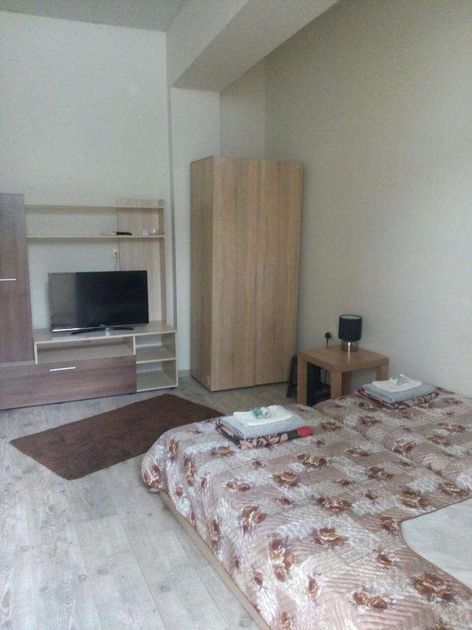 Guest Rooms Super Center Plovdiv Perfect Location ภายนอก รูปภาพ